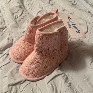 NWT Carter’s Baby Pink Knit Booties